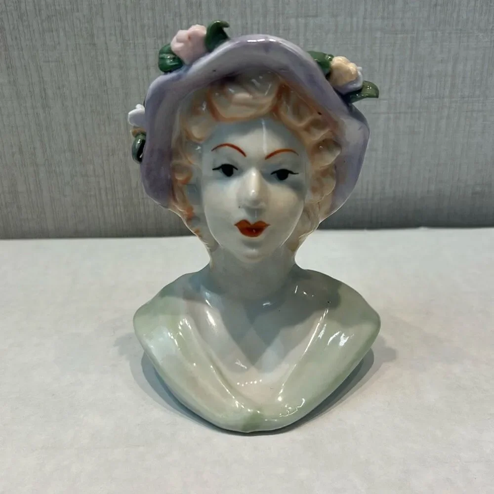 Vtg Lady Head Bust Vase Brush Holder Lilac Purple Hat Flowers